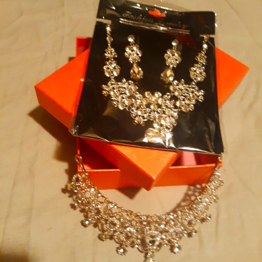 Fashion jewelry tiara and necklace SOLD